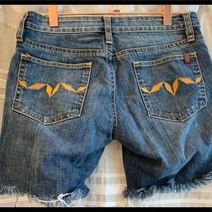 Buffalo jean shorts size 26
